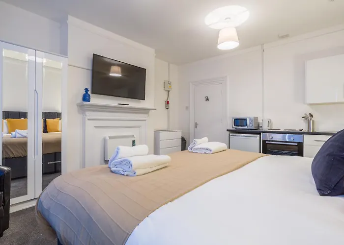 West Street Studio Apartments In Southend